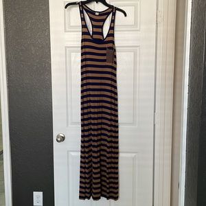 Old Navy - Racer Back TShirt Maxi Dress - Medium - Tan/Camel & Navy Stripes